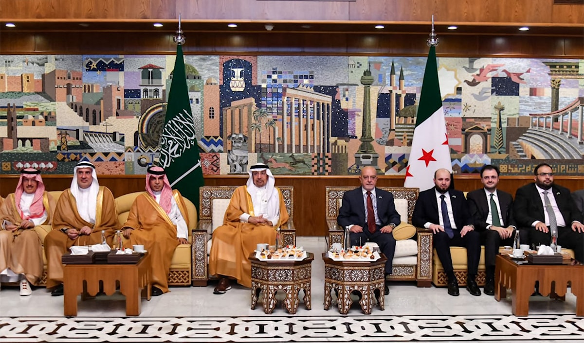العبرة ليست فقط في قيمة ما يعلن عنه من مشاريع استثمارية، وإنّما في القطاعات التي تستهدفها (أ ف ب)