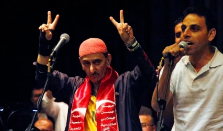 أمـــا آن...