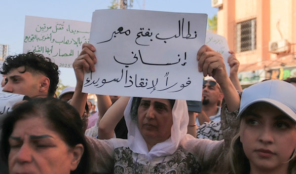 يمنع دخول الفرق الصحافية الأجنبية لتصوير وتوثيق ما حصل من مجازر وانتهاكات (أ ف ب)