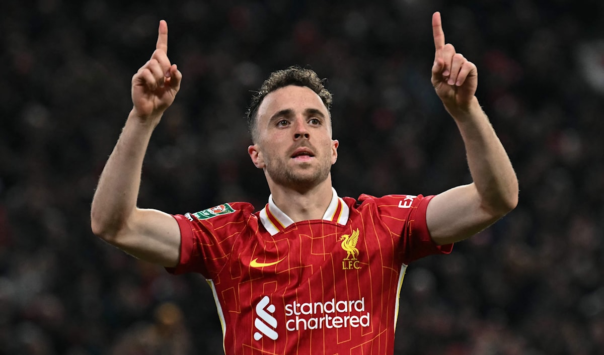 انتقلَ جوتا إلى صفوف ليفربول عام 2020. لعب دوراً رئيسياً في نجاحات الفريق الأحمر في السنوات الأخيرة.