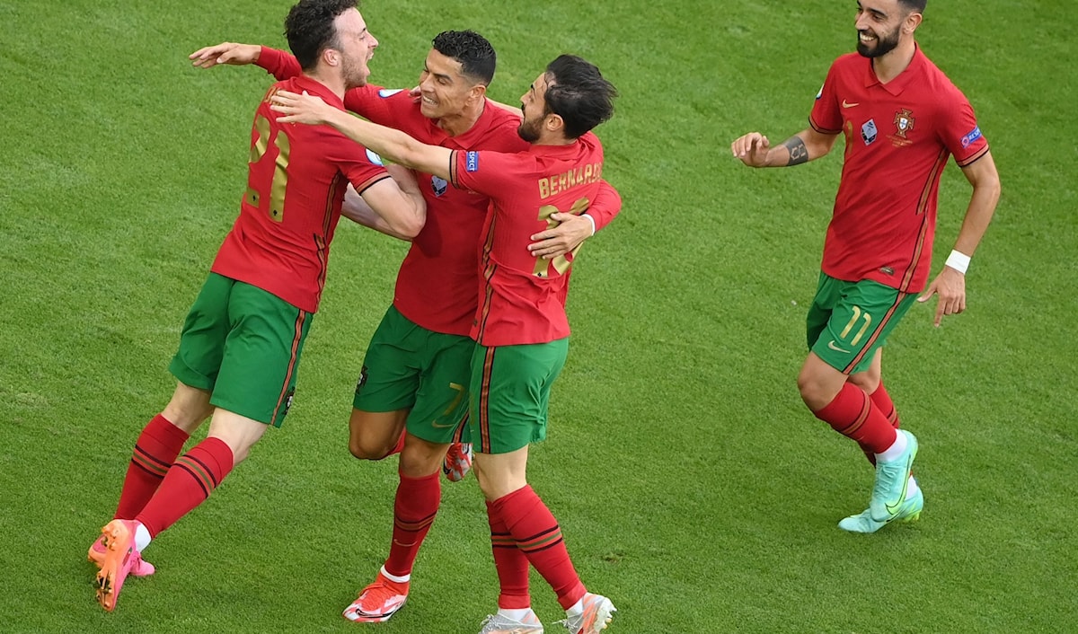 كان الاتحاد البرتغالي للعبة قد نعى ديوغو جوتا وطلبَ من ويفا الوقوف دقيقة صمت خلال مباراة البرتغال وإسبانيا في كأس أوروبا.
