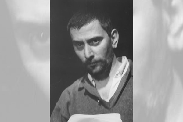 جماليّاته كانت في ذاتها فعل مقاومة. استجوابه للّغة فعل مقاومة وموسيقاه كذلك