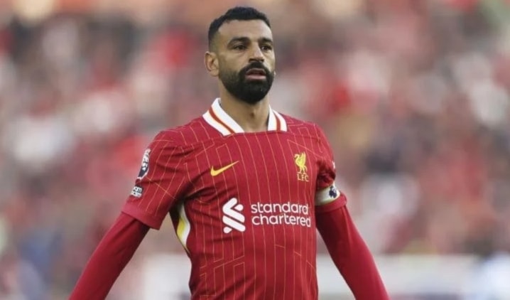 أعاد صلاح نشر ما كتبه الاتحاد القاري، مرفقاً المنشور بتساؤل انتقادي «هل يمكنكم أن تخبرونا كيف مات وأين ولماذا؟».