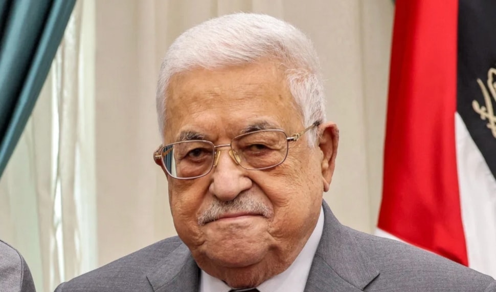عباس: على جميع الفصائل تسليم سلاحها للسلطة الفلسطينية (من الويب)