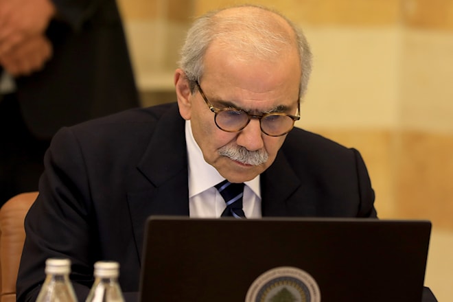 أشار سلام إلى انتشار ظاهرة المولدات الكهربائية من دون مراعاة المواصفات الفنية (هيثم الموسوي)