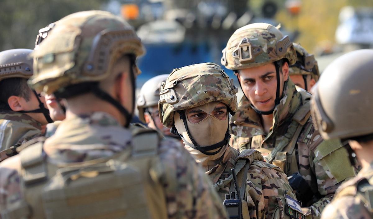 شدد الجيش على أن «الوحدات العسكرية تراقب الوضع عند الحدود وتتخذ الإجراءات اللازمة لحمايتها» (هيثم الموسوي)