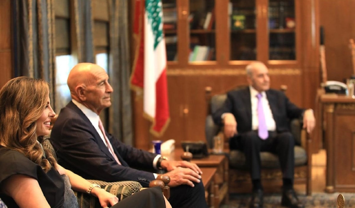 أشار برّاك إلى أن اللقاء مع بري تناول كيفية الوصول إلى الازدهار في لبنان (هيثم الموسوي)