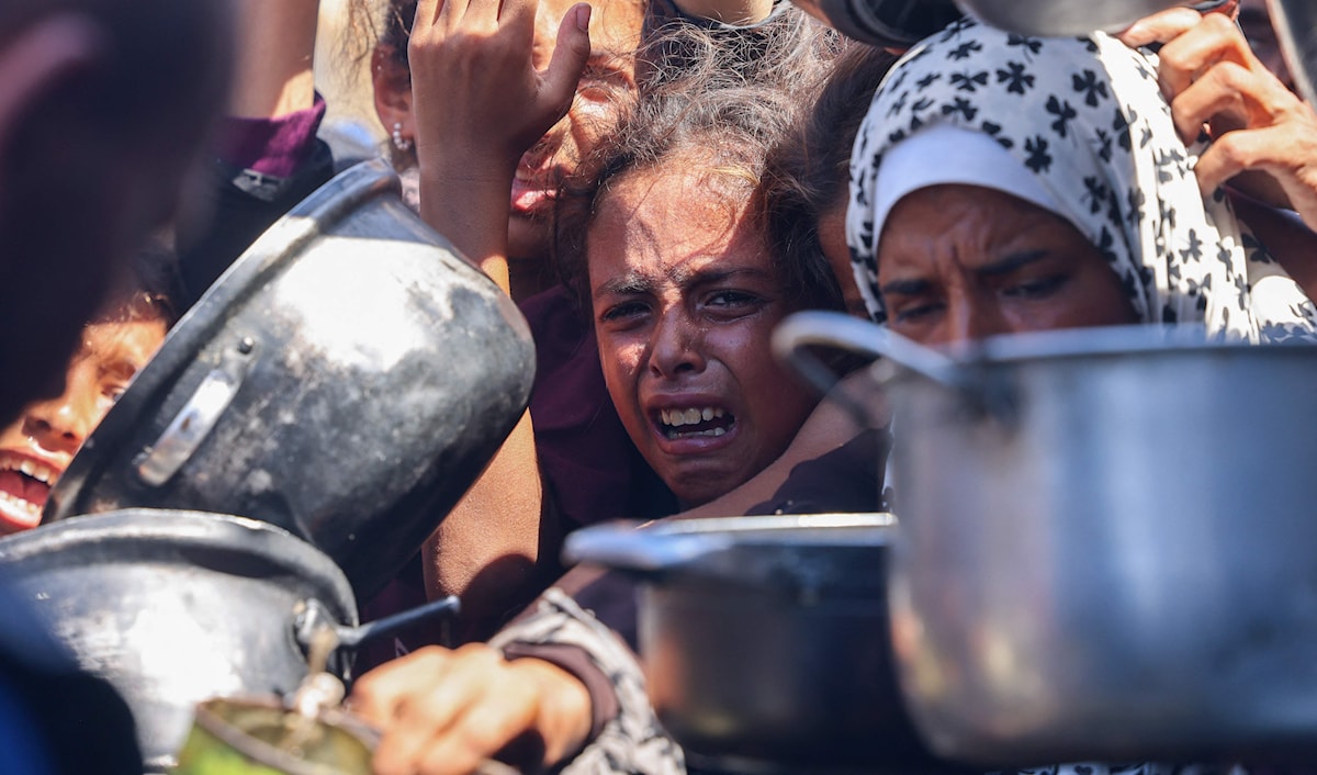 ادعى نتنياهو أنّ «إسرائيل لا تعتمد سياسة التجويع» (أ ف ب)