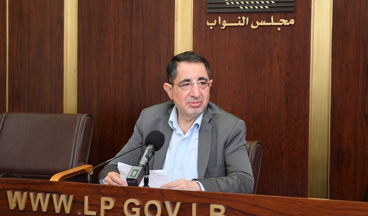رأى الحاج حسن أن الضغوط الأميركية المتفاقمة على لبنان هدفها فرض شروط «مذلة» عليه (من الويب)