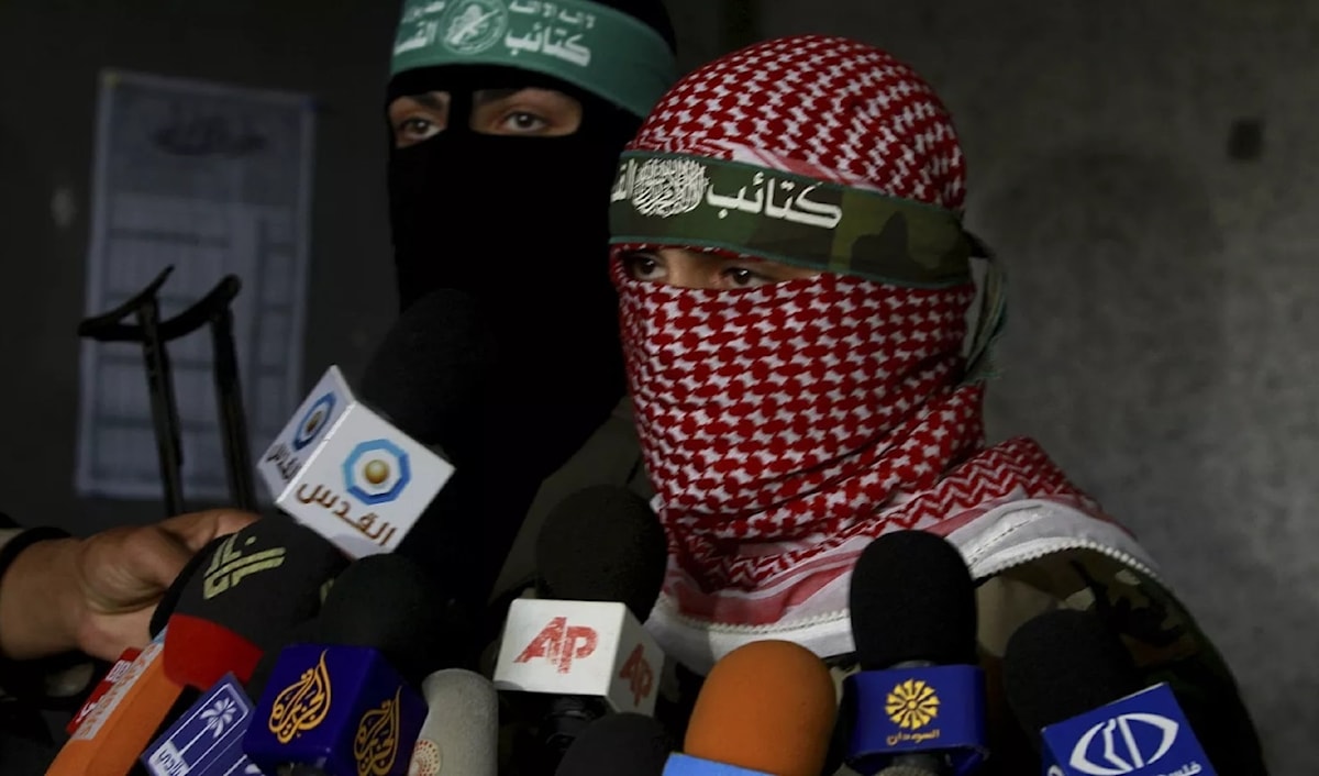 شدد أبو عبيدة على أن «القسام» لا تتعمد تجويع الأسرى الإسرائيليين (من الويب)
