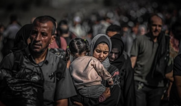 نازحون فلسطينيون من غزة (وكالة الأناضول)