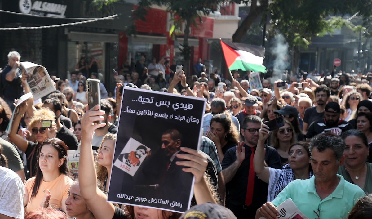 «الشوارع ليست حجارةً وأرصفةً فحسب، بل ذاكرة حيّة ومرايا لوجدان المدينة» (هيثم الموسوي)