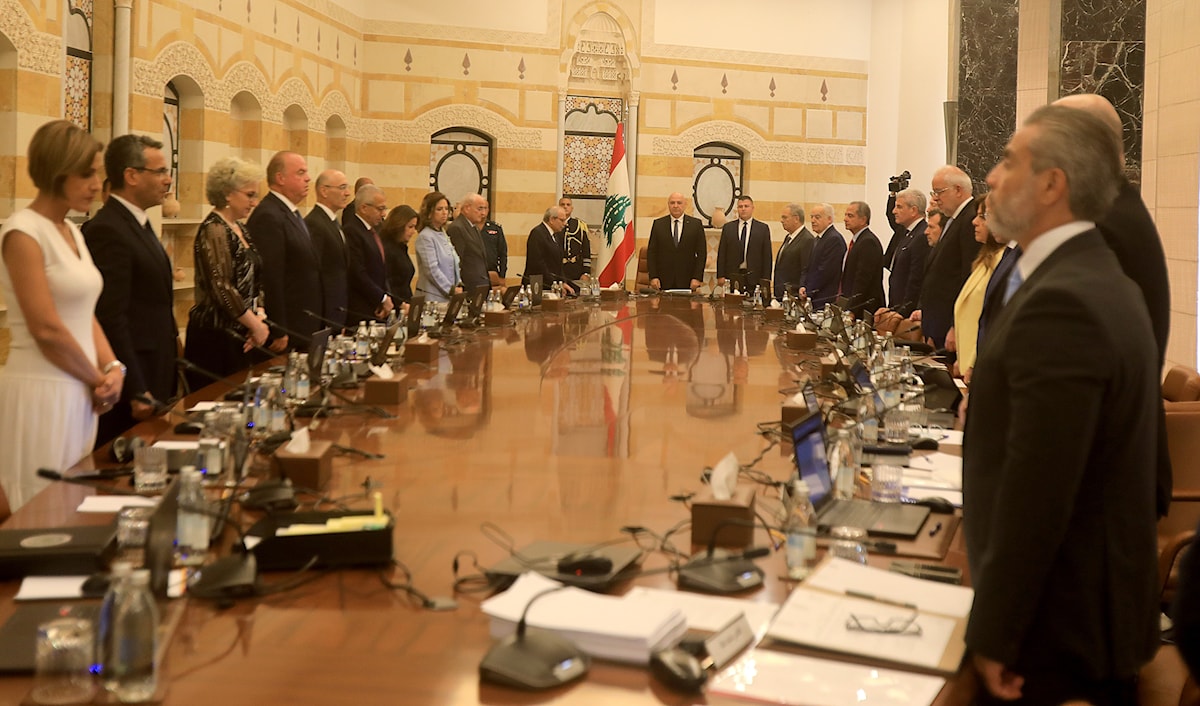 جلسة مجلس الوزراء المخصصة لبحث بسط سيادة الدولة على جميع أراضيها بقواها الذاتية حصراً (هيثم الموسوي)