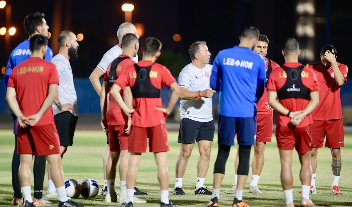 استعاد منتخب لبنان بعض الأسماء المحترفة مقابل استمرار غياب أخرى (طلال سلمان)