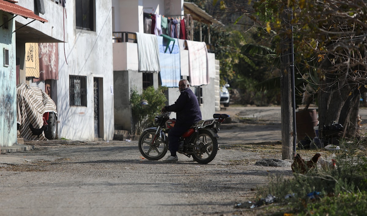 سُجّلت حالات بيع حقيقية استغلّها تجار العقارات ومجموعة من المتنفّذين (أ ف ب)