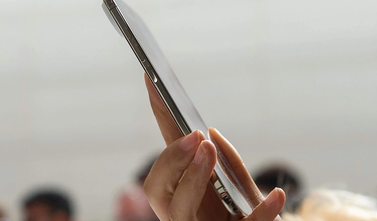 يعتمد iPhone Air على شريحة اتصال من تطوير «آبل»