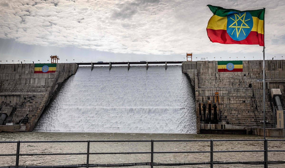 بعد تدشين السد... هل من حلول تُرجى للنزاع المائي الطويل؟ (أ ف ب)