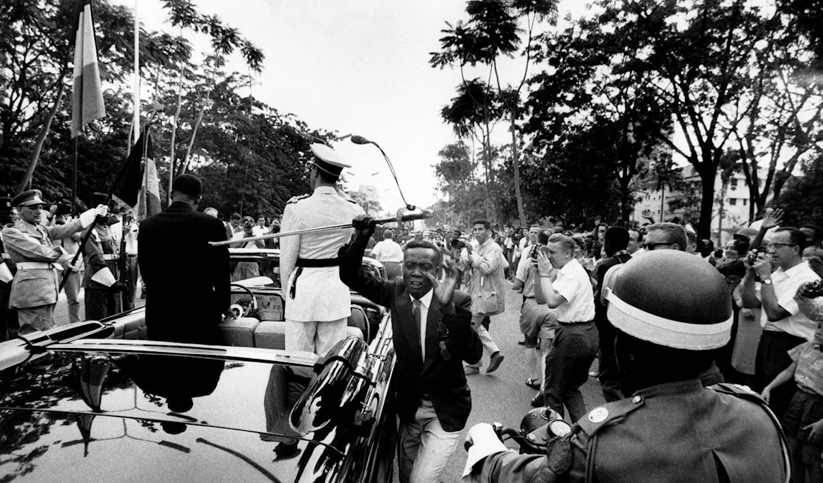من فيلم «موسيقى تصويرية لانقلاب» ليوهان غريمونبريز