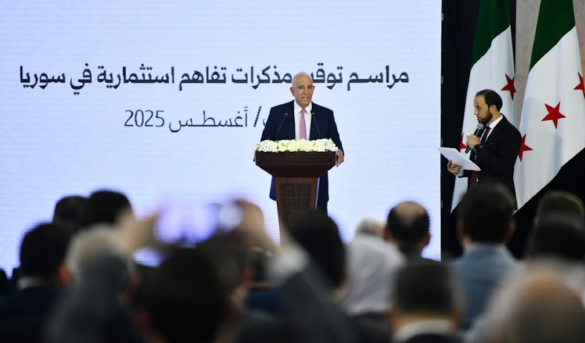 وجدت الحكومات المتعاقبة في بعض العروض الاستثمارية المقدَّمة لها، فرصةً لـ«تجميل» أثر سياسات الانفتاح (أ ف ب)