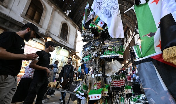 تباينت طريقة تنفيذ الجهات العامة للتوجيهات المتعلّقة بإعادة العاملين إلى وظائفهم (أ ف ب)