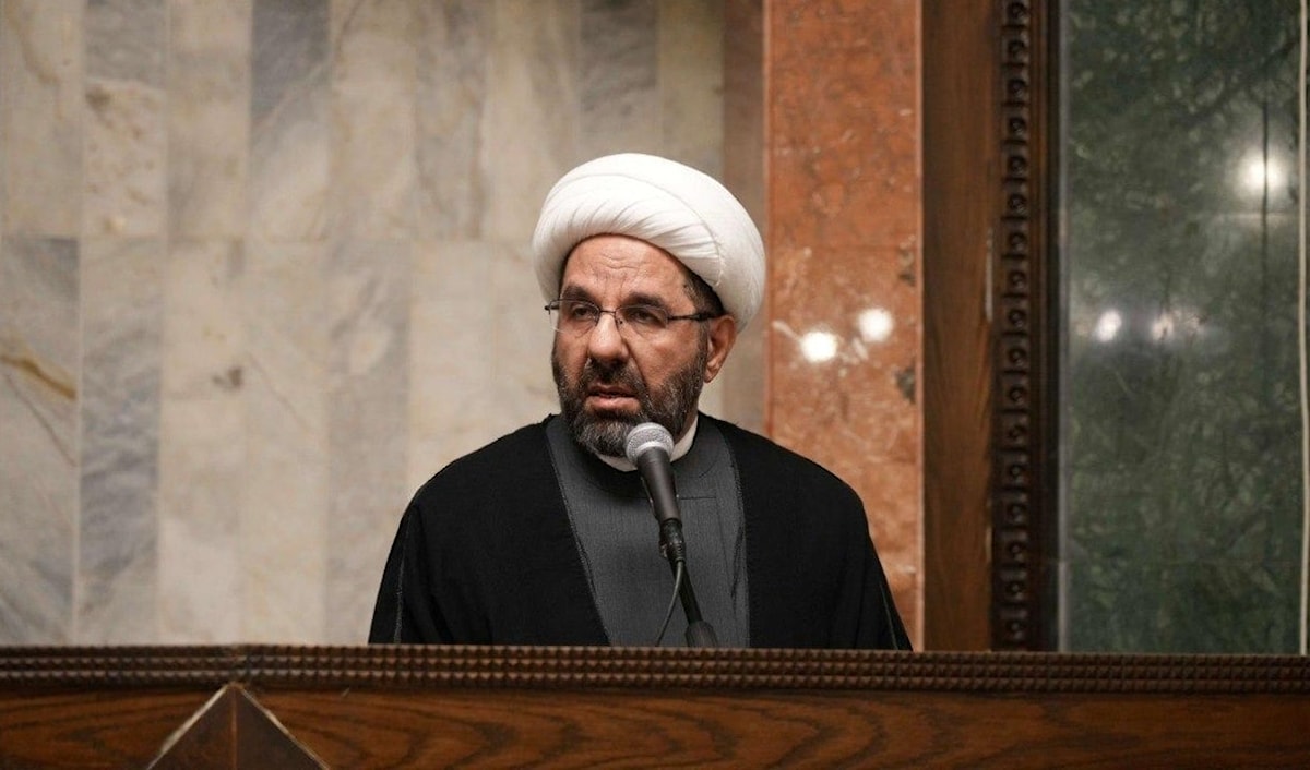 رئيس المجلس التنفيذي في حزب الله  الشيخ علي دعموش (العلاقات الإعلامية)