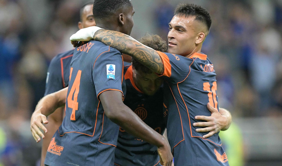 استعادَ إنتر ميلانو توازنه بفوزٍ صعبٍ على ضيفه ساسوولو 2-1.