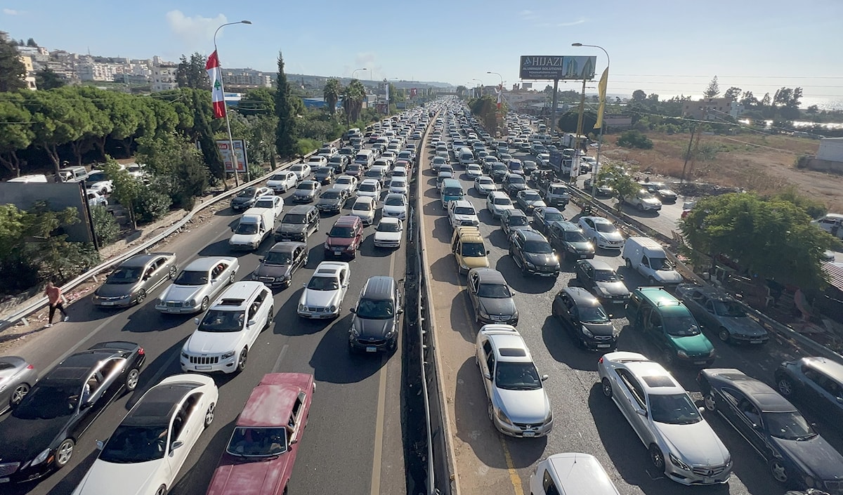 نازحون من الجنوب مع بداية الحرب (علي حشيشو)