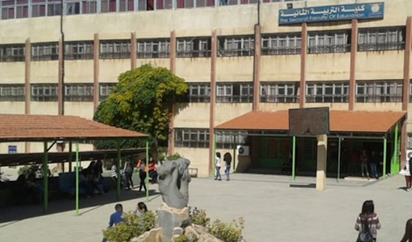 الكثير من مدراس المحافظة، في المدن والأرياف، تحوّلت إلى مراكز إيواء (أ ف ب)