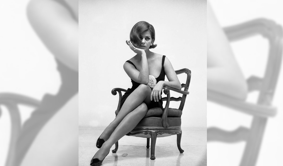 أدى جمالها الآسر إلى تآكل هيمنة شخصيات أخرى في عصرها
