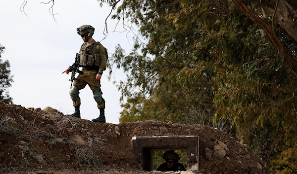 سيطرت قوات العدو الإسرائيلي على مواقع كانت تابعة للجيش السوري السابق، في القنيطرة وريف دمشق ودرعا (أ ف ب)