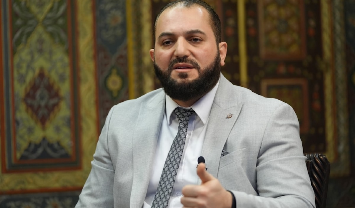 لفت إدلبي إلى تشكيل لجان قانونية من محافظتي دمشق وريف دمشق للتنسيق (من الويب)