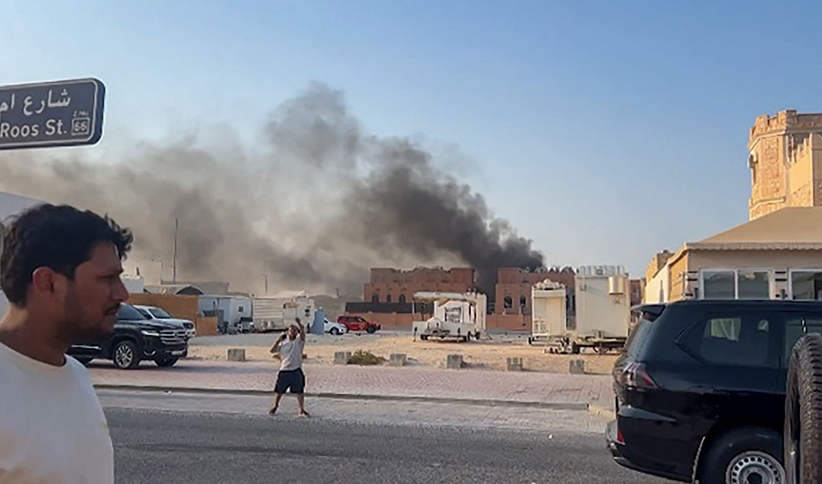 لا يمكن أن تنفّذ إسرائيل عملية من هذا الحجم، في دولة حليفة للولايات المتحدة، دون رضى وموافقة من ترامب (أ ف ب)