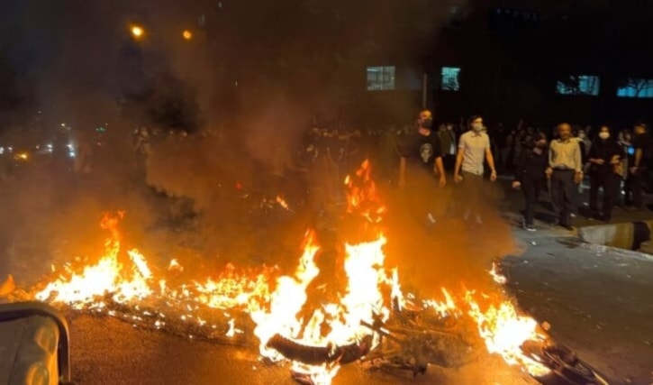 حملة اعتقالات ضدّ مثيري الشغب في إيران (من الويب)
