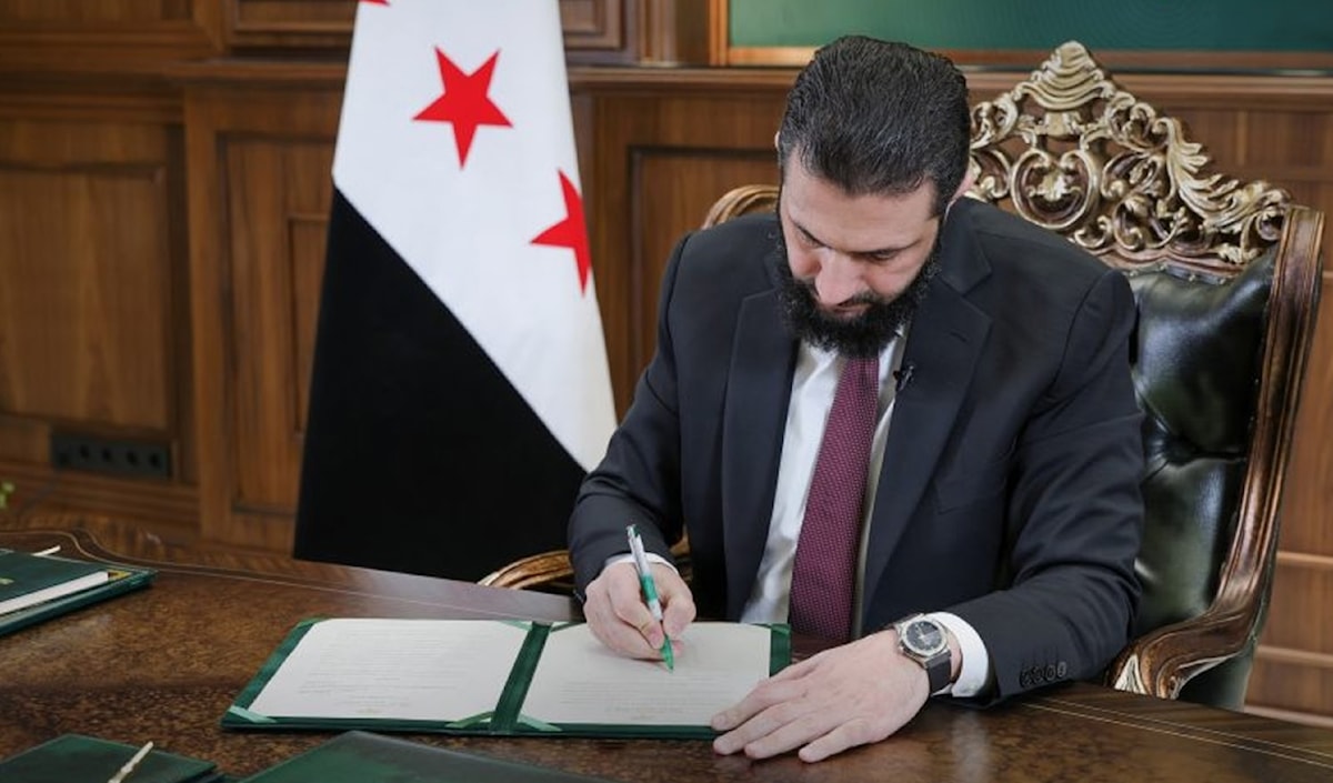 الرئيس السوري الانتقالي أحمد الشرع (سانا)