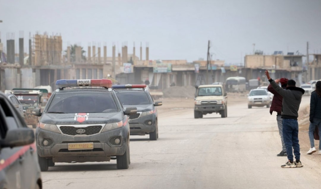 بدأت القوات الحكومية السورية بالانتشار في مدينة مسكنة في ريف حلب الشرقي (سانا)