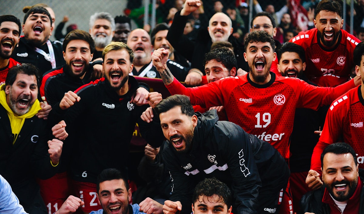 سيواجه النجمة فريق جويا في نصف نهائي الكأس (طلال سلمان)