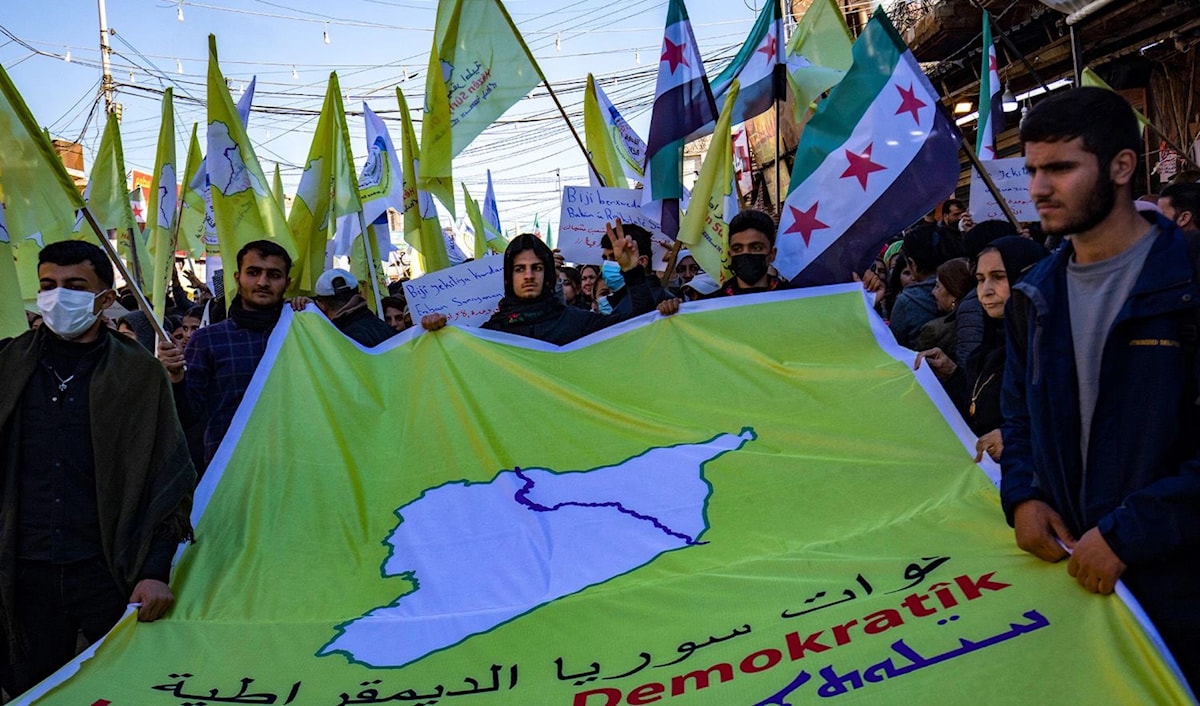 دعت «قسد» الشباب الأكراد بمختلف فئاتهم إلى «الانخراط في صفوف المقاومة» (من الويب)