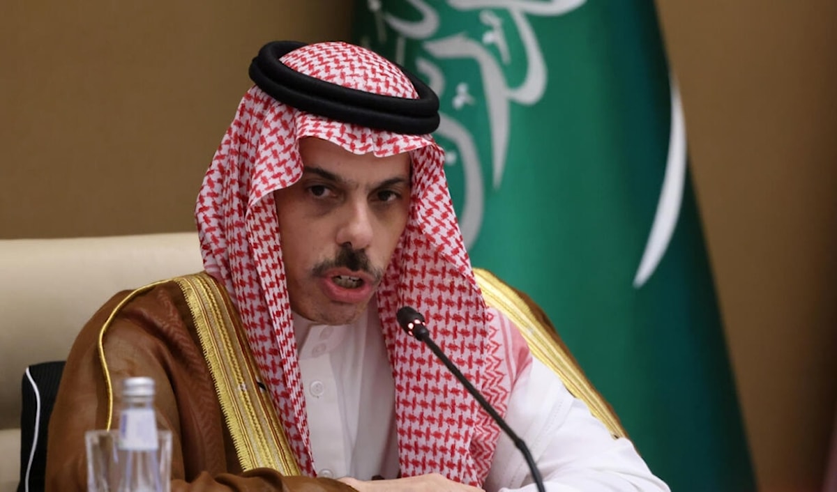 ابن فرحان: العلاقات السعودية - الإماراتية تحظى بأهمية بالغة (من الويب)