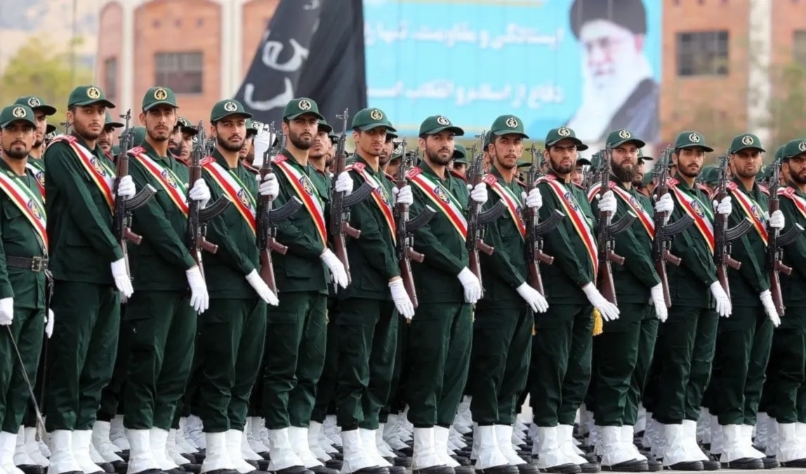 أصدر البرلمان الإيراني، الأحد، بياناً شديد اللهجة، دان فيه القرار الأوروبي (أ ف ب)