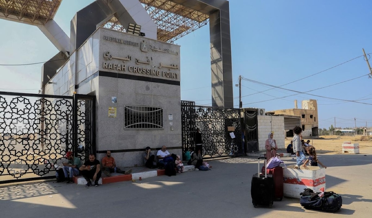 يتوقع السماح بعبور نحو 150 شخصاً يومياً إلى غزة (من الويب)