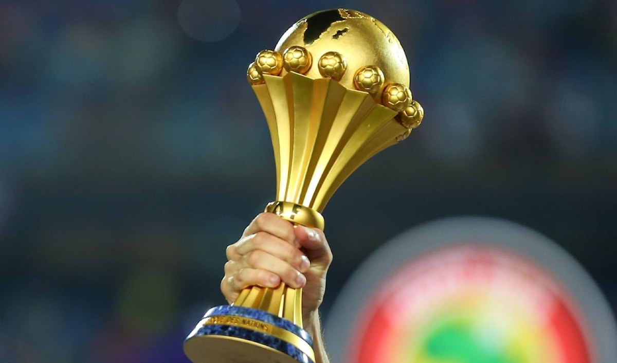 يتطلّع كل منتخب لحجز بطاقة التأهل إلى الدور ربع النهائي ومحاولة المضي قدماً لرفع اللقب في نهاية المطاف.