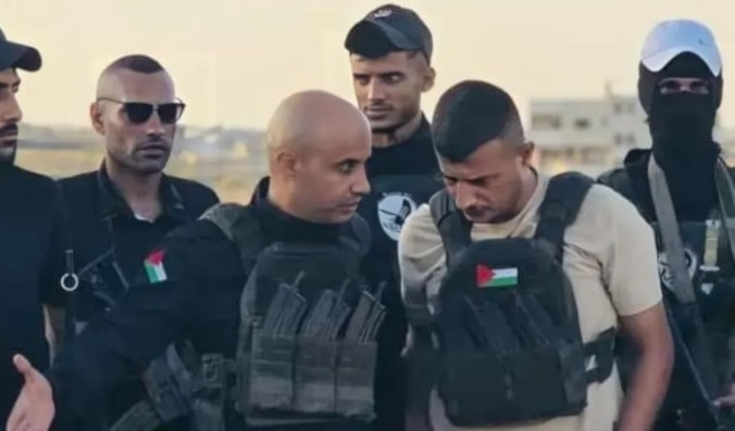 برز اسم العميل الدهيني، بعد تعيينه قائداً لما يُسمّى «القوات الشعبية»، خلفاً لياسر أبو شباب الذي قُتل أخيراً (من الويب)