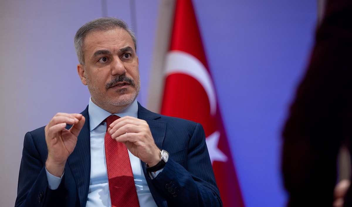 لفت فيدان إلى أنه كان في طهران قبل شهرين وتحدّث بصراحة مع المسؤولين الإيرانيين. (من الويب)