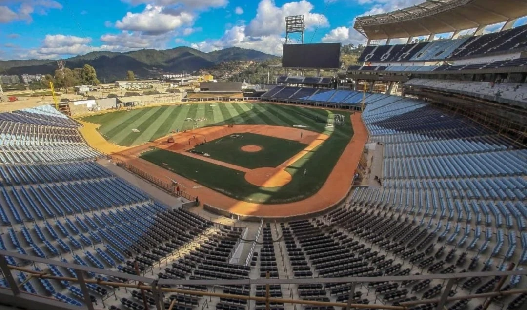 لم يتمكن القائمون على دوري البيسبول من التواصل مع اللاعبين  بعد الغارات