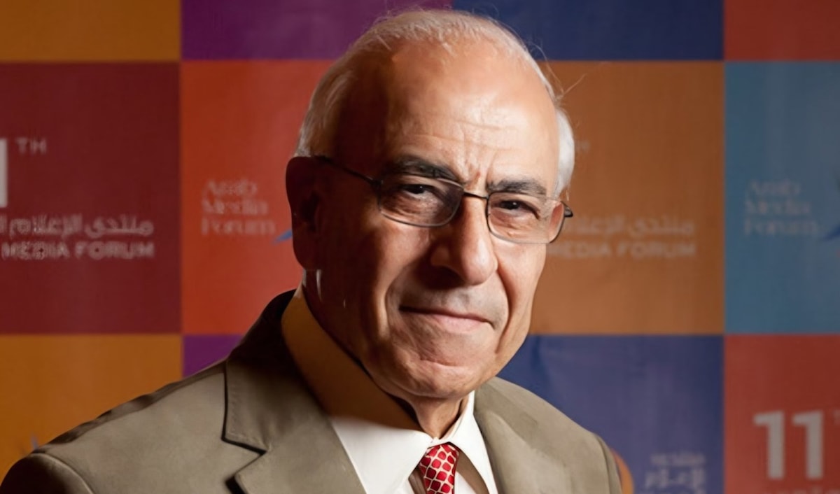 كان أحد مؤسسي قناة «الجزيرة»، وأول من أطلق شعارها الشهير «الرأي والرأي الآخر»