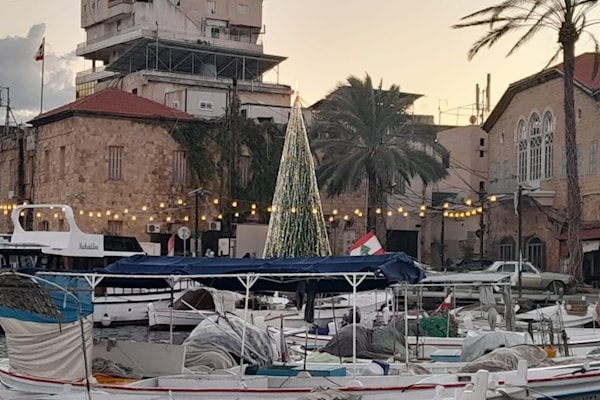 (الأخبار)