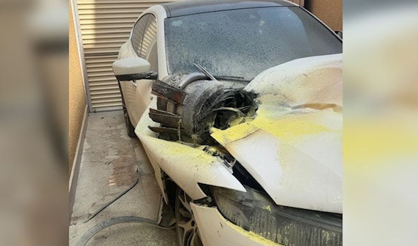 بقايا مقذوف أُطلق من اليمن واستقر في سياراة في الرياض، بحسب وكالة الأنباء السعودية «واس» (أ ف ب)