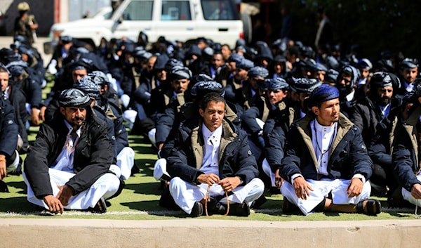 أسرى من الفصائل الموالية السعودية أُفرج عنهم في صنعاء في إطار العفو (ا ف ب)
