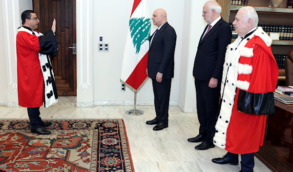 المدعي العام التمييزي أثناء تأديته اليمين الدستورية أمام رئيس الجمهورية (رئاسة الجمهورية)