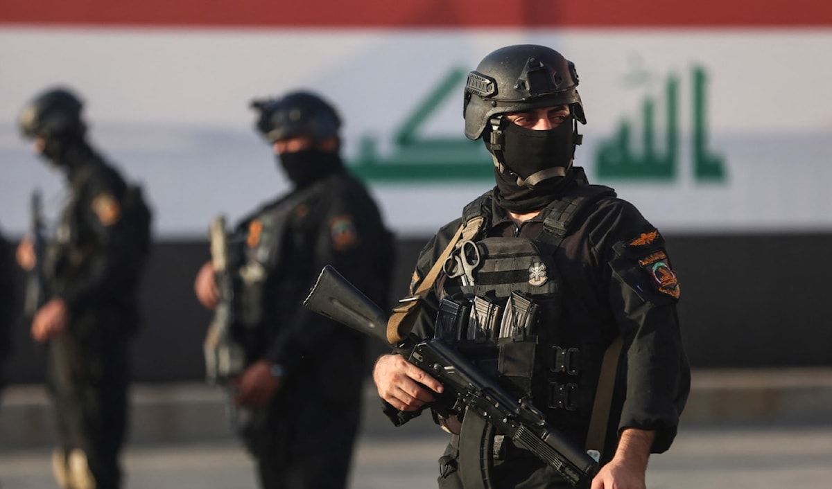 عناصر من القوات الخاصة في «الحشد الشعبي» ينتشرون في بغداد بعد اسنحاب القوات الأميركية (أ ف ب)